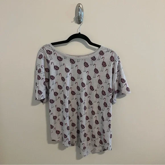 Anthropologie Kendra Dandy Flamingo Printed Tee in Gray/Grey/Pink Large - Picture 2 of 11